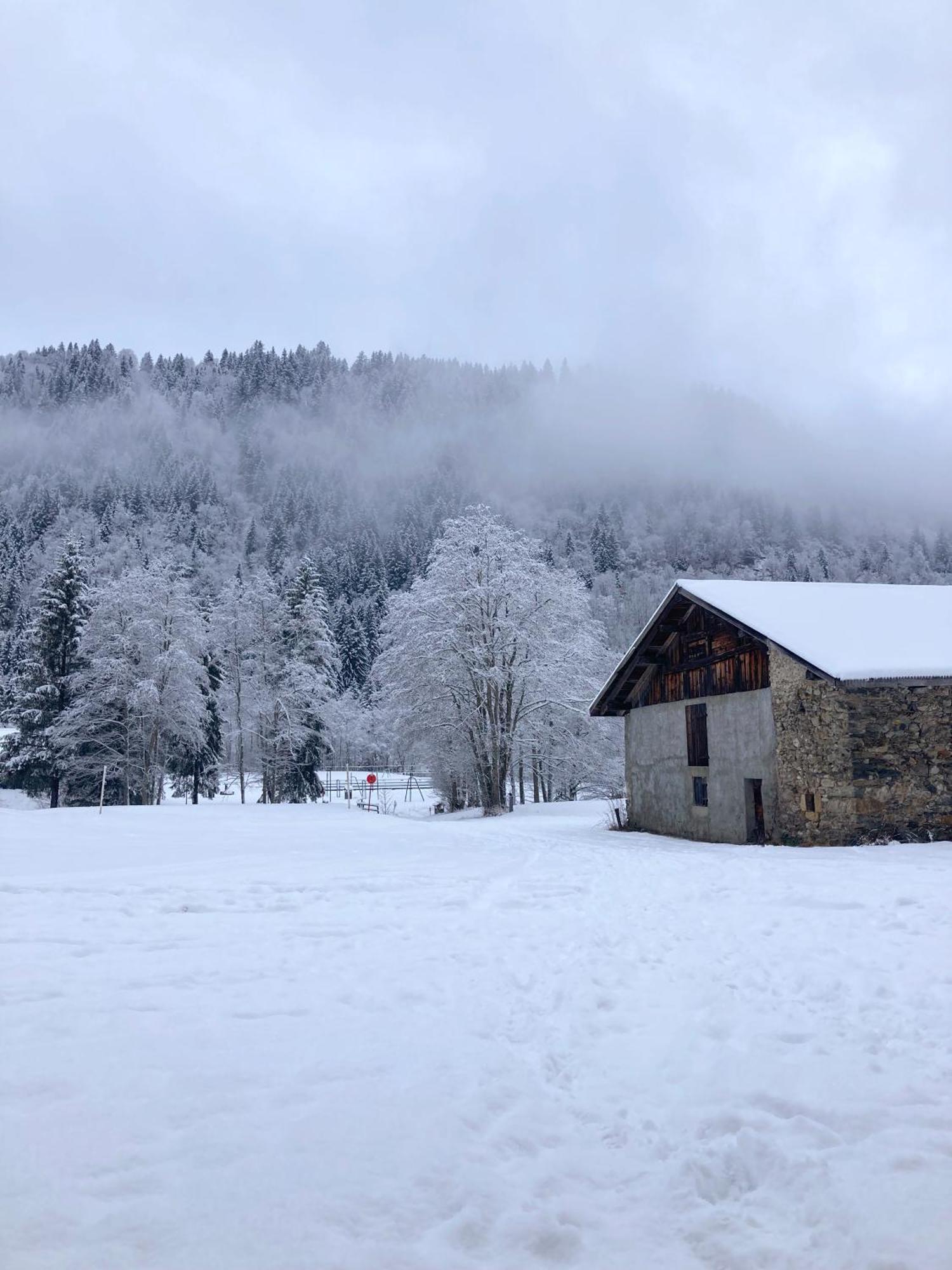 מלון לה קונטמין מונז'ואה La Ferme Du Praz מראה חיצוני תמונה