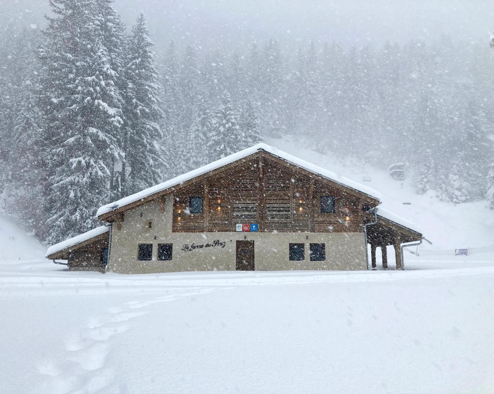 מלון לה קונטמין מונז'ואה La Ferme Du Praz מראה חיצוני תמונה